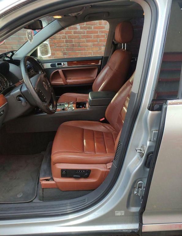 Gebraucht VW Touareg 224 PS (164 kW) 2006 Silber SUV