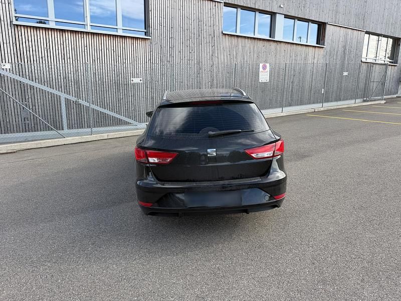 Usata Seat Leon ST 149 CV (109 kW) 2018 Nero Station wagon