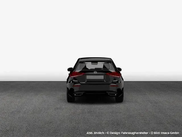 Gebraucht Mercedes A200 AMG 150 PS (110 kW) 2023 Schwarz Limousine