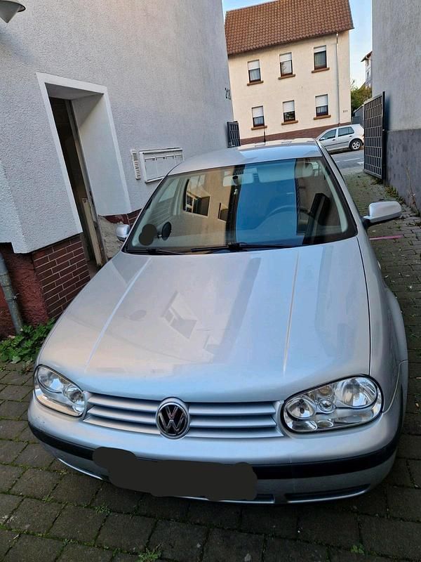 Silber Gebraucht 2002 VW Golf IV Limousine | 1.200 € (Superpreis) - Bild 1/4