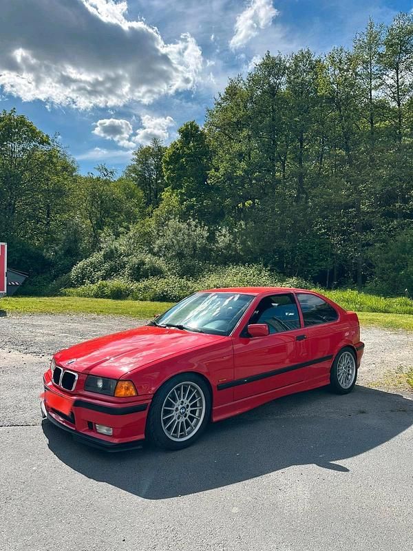 Gebraucht BMW 323 170 PS (125 kW) 1998 Rot Coupé