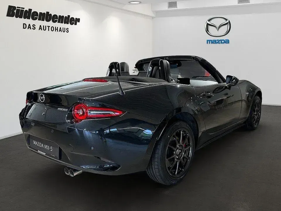Neu Mazda MX5 132 PS (97 kW) 2026 Schwarz Cabrio
