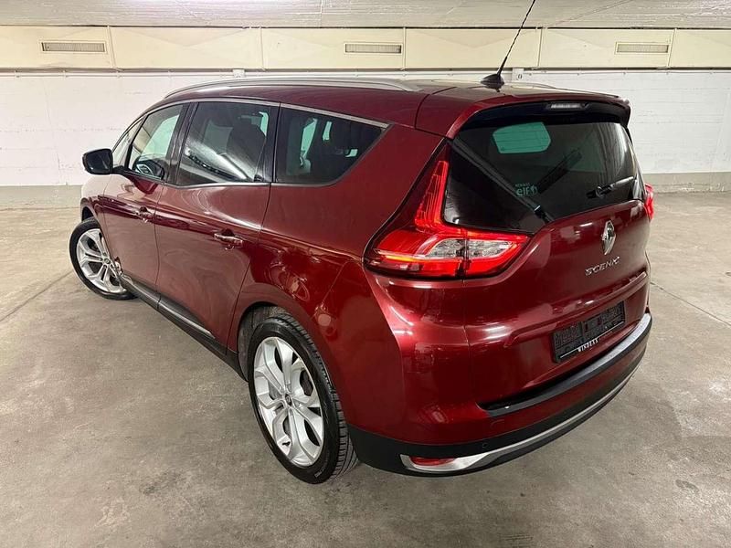 Gebraucht Renault Grand Scénic Experience 116 PS (85 kW) 2017 Dezir rot Van / Kleinbus