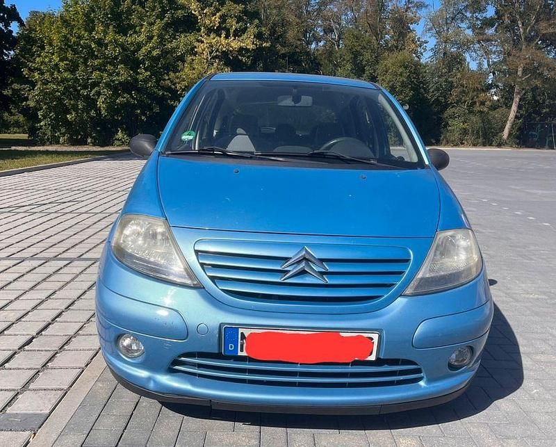 Blau Gebraucht 2005 Citroën C3 Advance Kleinwagen | 1.750 € (Fairer Preis) - Bild 1/4