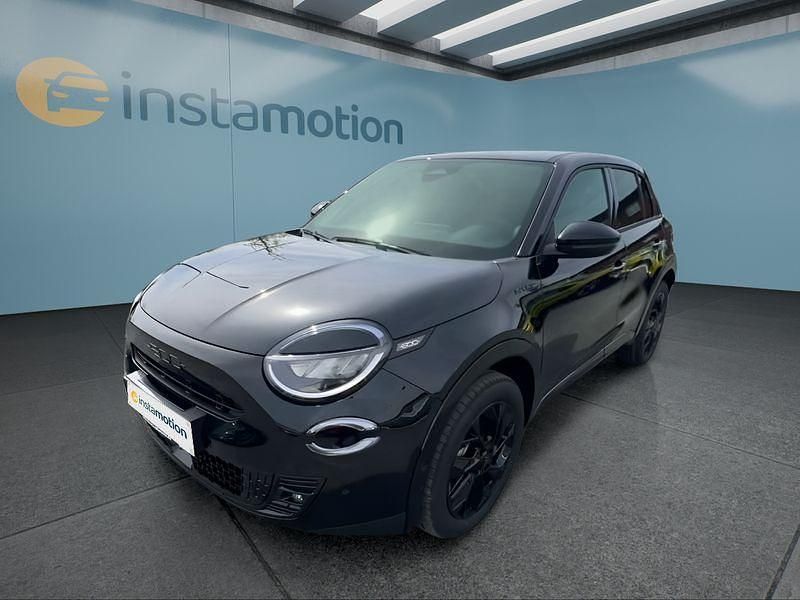 Neu Fiat 600 Sport 101 PS (74 kW) 2026 Grün SUV