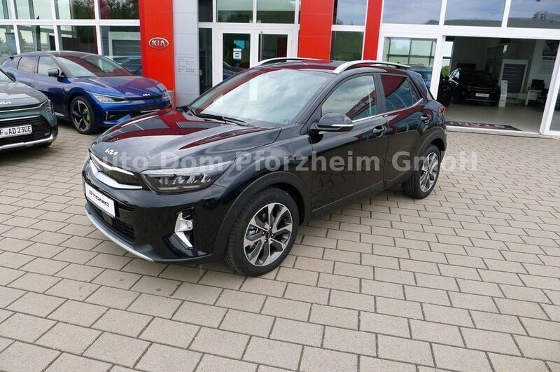 Auroraschwarz met. (abp) Neu 2024 Kia Stonic Platinum SUV | 28.789 € (Fairer Preis) - Bild 1/4