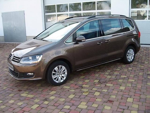 Toffeebraun metallic Gebraucht 2013 VW Sharan Comfortline Van / Kleinbus | 14.900 € (Etwas zu teuer) - Bild 1/4