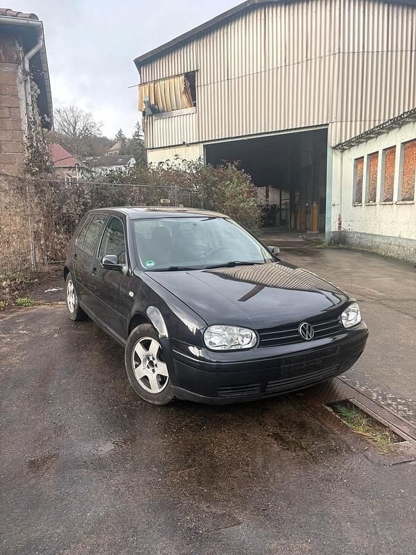 Gebraucht VW Golf IV 125 PS (91 kW) 1998 Schwarz Kleinwagen