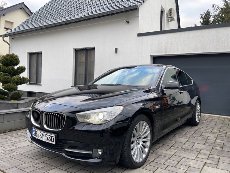 Schwarz Gebraucht 2011 BMW 530 Sport Line Limousine | 17.500 € (Fairer Preis) - Bild 1/4