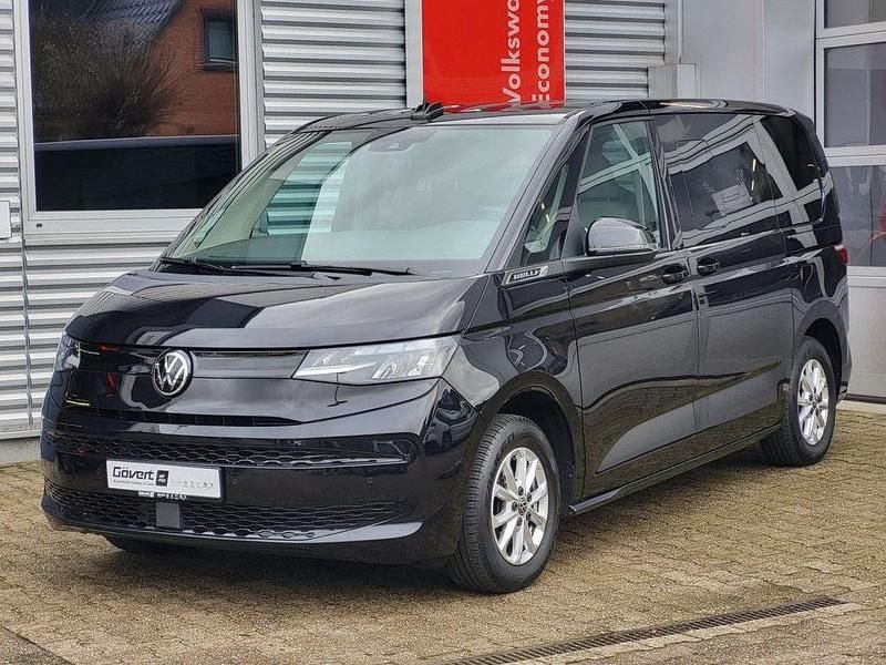 Gebraucht VW Multivan 150 PS (110 kW) 2023 Deep black perleffekt Van