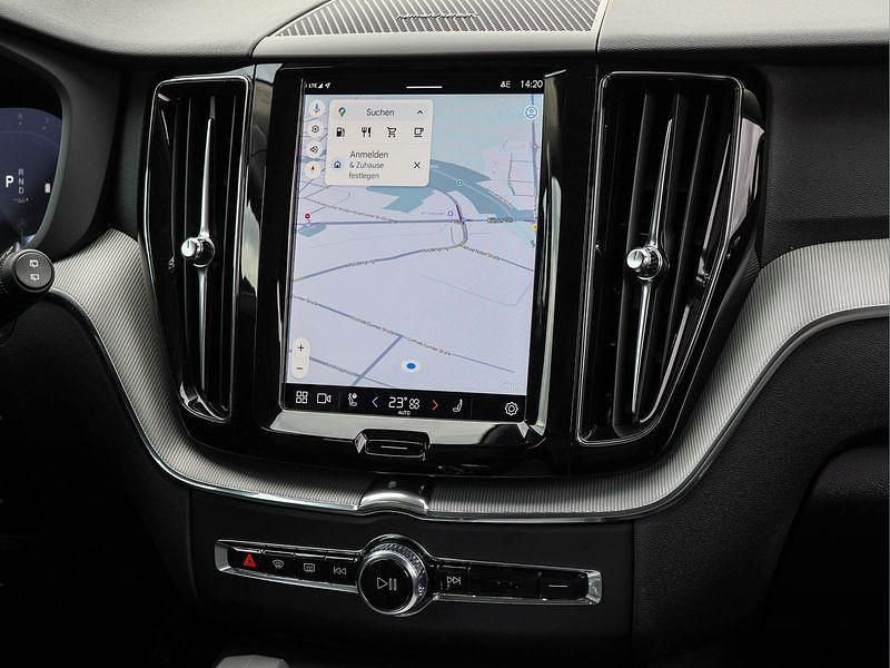 Gebraucht Volvo XC60 Plus 250 PS (183 kW) 2025 Schwarz SUV