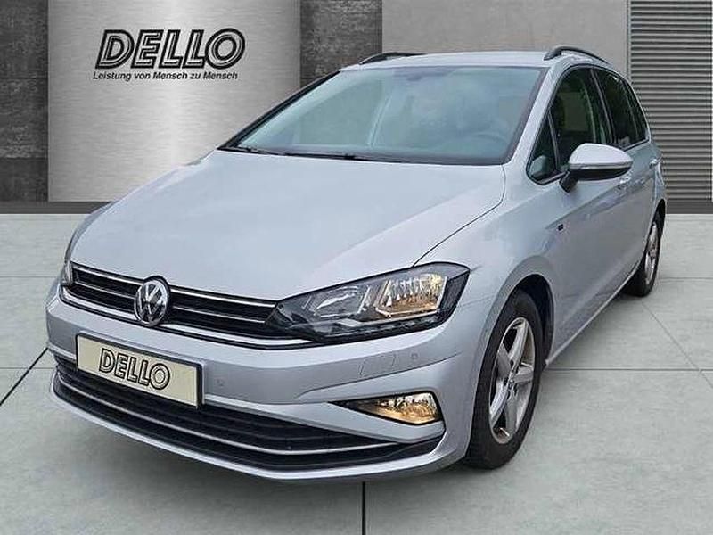 Silber Gebraucht 2018 VW Golf Sportsvan Van / Kleinbus | 14.049 € (Fairer Preis) - Bild 1/4