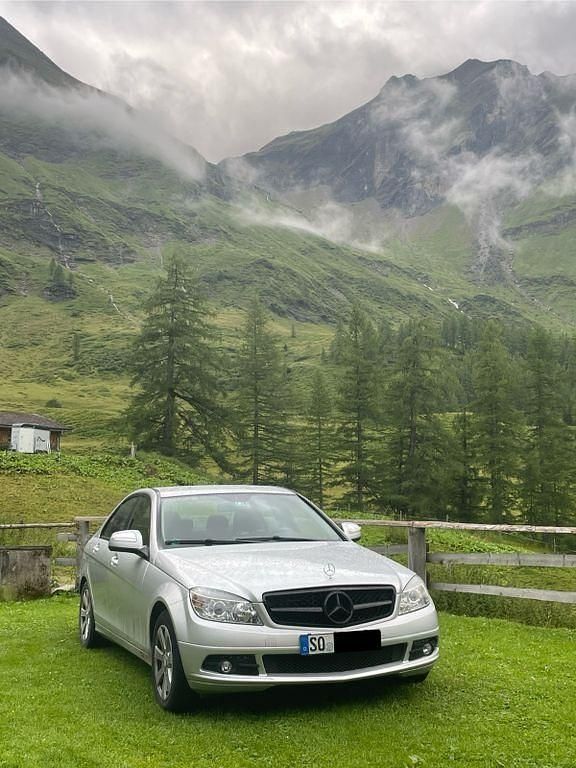 Silber Gebraucht 2007 Mercedes C180 Classic Limousine | 5.500 € (Guter Preis) - Bild 1/4