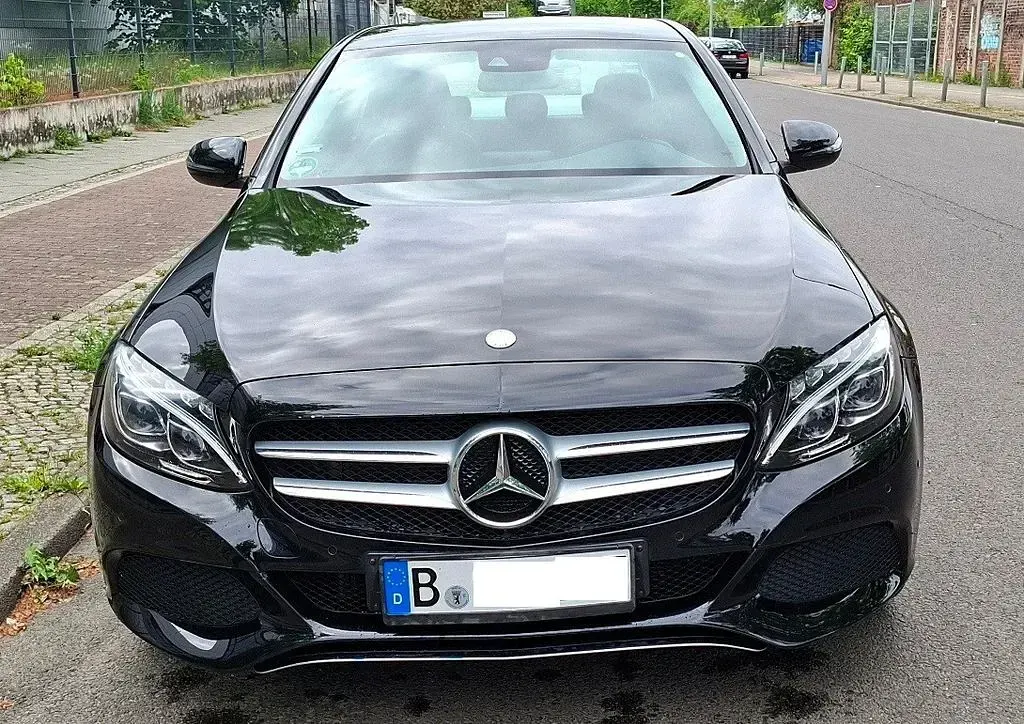 Gebraucht Mercedes C200 Edition 184 PS (135 kW) 2016 Schwarz Limousine