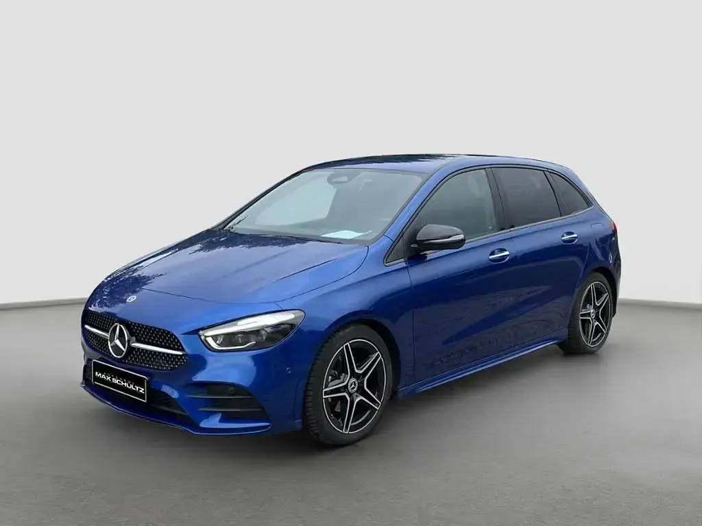 Gebraucht Mercedes 200 AMG 150 PS (110 kW) 2024 Metalliclack spektralblau (metallic) Limousine