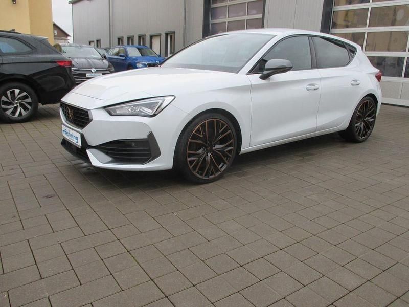 Gebraucht Cupra Leon VZ 300 PS (220 kW) 2022 Weiß Limousine