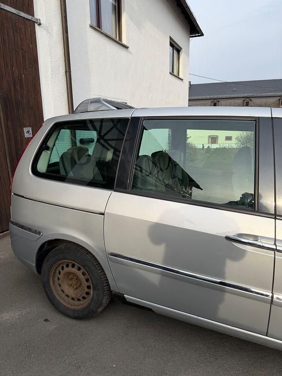 Gebraucht Citroën C8 Comfort 140 PS (102 kW) 2008 Silber Van / Kleinbus