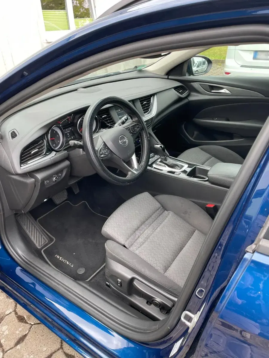 Gebraucht Opel Insignia 136 PS (100 kW) 2020 Blau Kombi