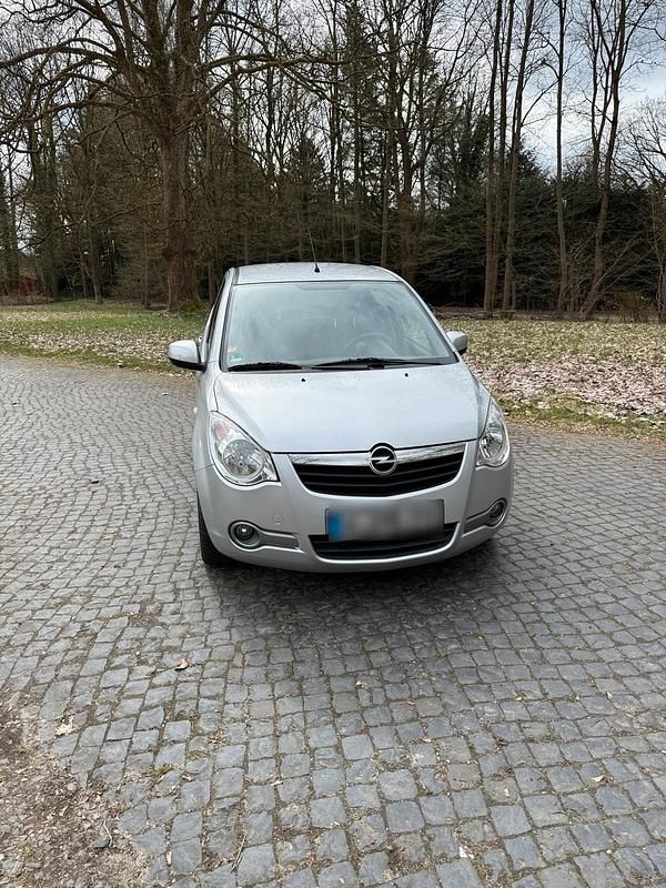 Gebraucht Opel Agila 65 PS (47 kW) 2008 Silber Kleinwagen