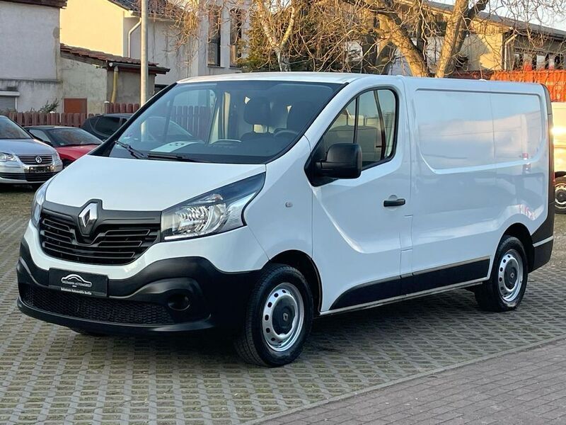 Weiß Gebraucht 2017 Renault Trafic Van | 10.350 € (Guter Preis) - Bild 1/3