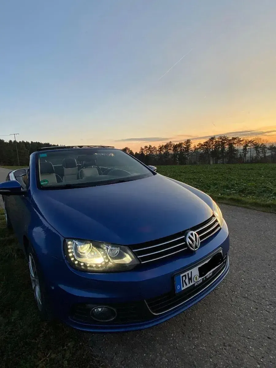 Gebraucht VW Eos Exclusive 140 PS (102 kW) 2013 Blau Cabrio