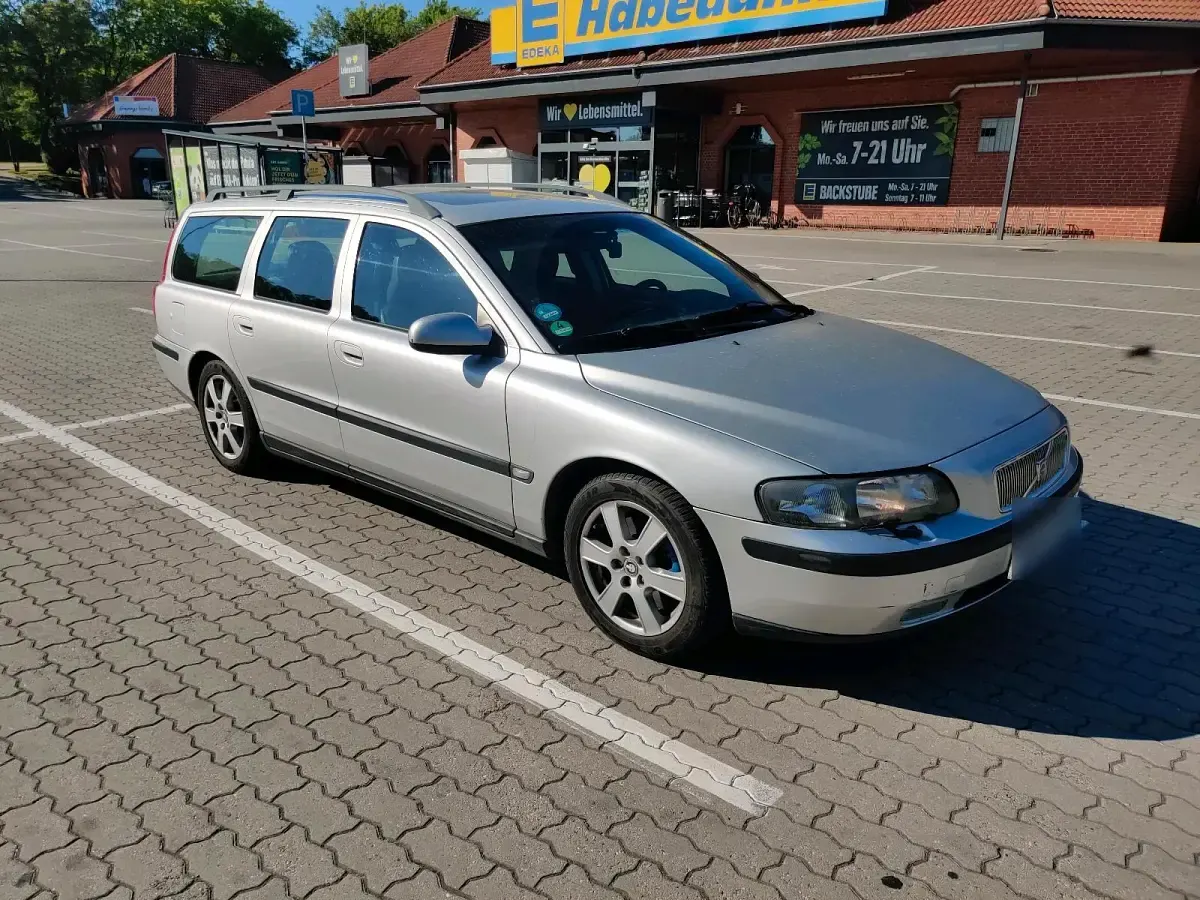 Gebraucht Volvo V70 200 PS (147 kW) 2000 Silber Kombi