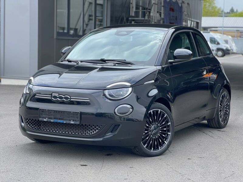 Schwarz Gebraucht 2022 Fiat 500e Icon Limousine | 19.990 € (Fairer Preis) - Bild 1/4