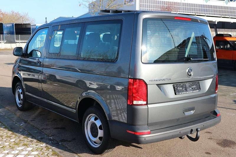 Gebraucht VW Transporter 110 PS (80 kW) 2024 Indiumgrau Van