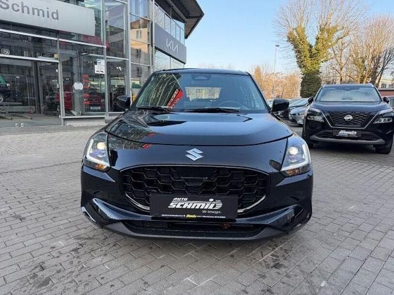 Neu Suzuki Swift 83 PS (61 kW) 2026 Schwarz Kleinwagen