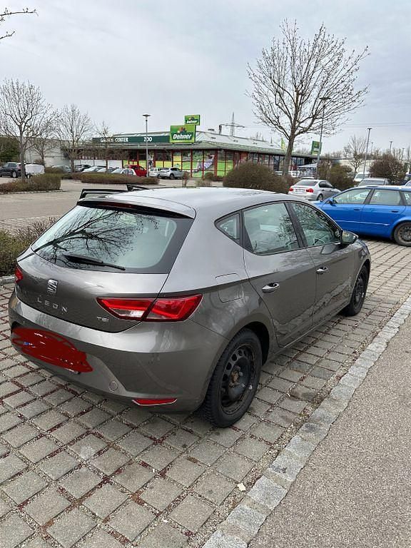 Gebraucht Seat Leon Style 122 PS (89 kW) 2014 Grau Limousine