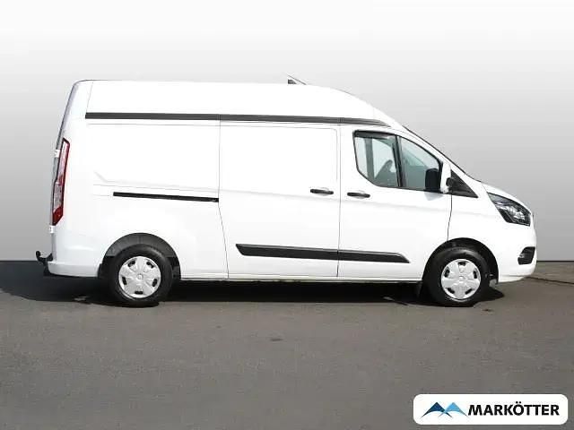 Second-hand Ford Transit Custom 131 CP (96 kW) 2022 Alb Berlinǎ