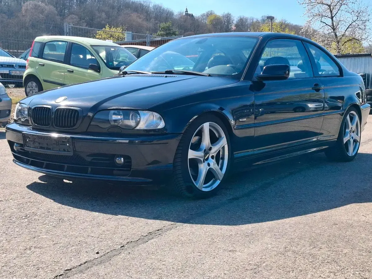 Gebraucht BMW 318 143 PS (105 kW) 2002 Schwarz Coupé