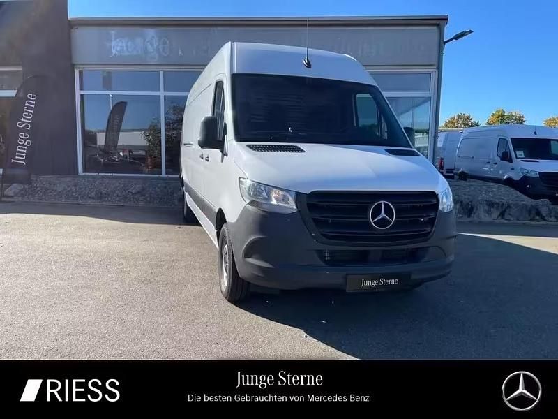 Arktikweiß Gebraucht 2023 Mercedes Sprinter Van | 43.994 € - Bild 1/4