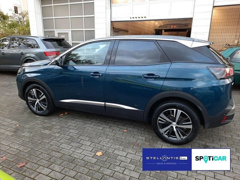 Gebraucht Peugeot 3008 Allure 131 PS (96 kW) 2023 Blau SUV