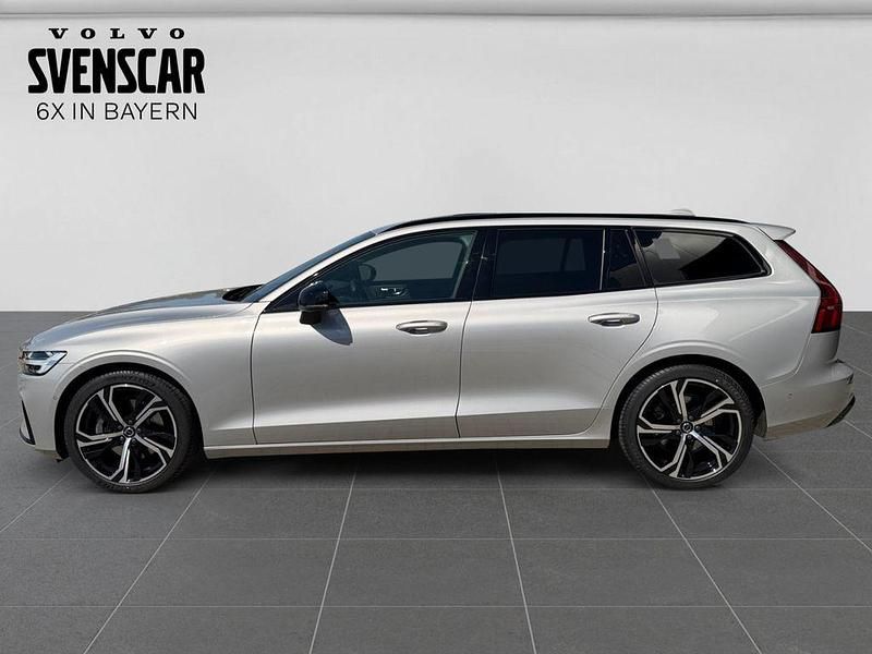 Gebraucht Volvo V60 Plus 197 PS (144 kW) 2024 Silber Kombi