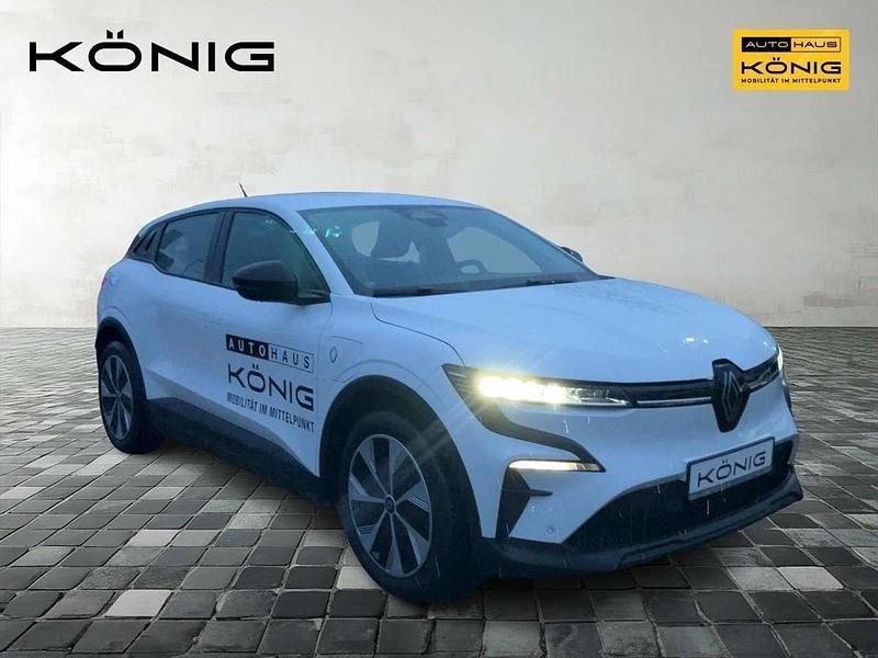 Gebraucht Renault Megane E-Tech Evolution 55 kW (75 PS) 2023 Arktisweiß Limousine