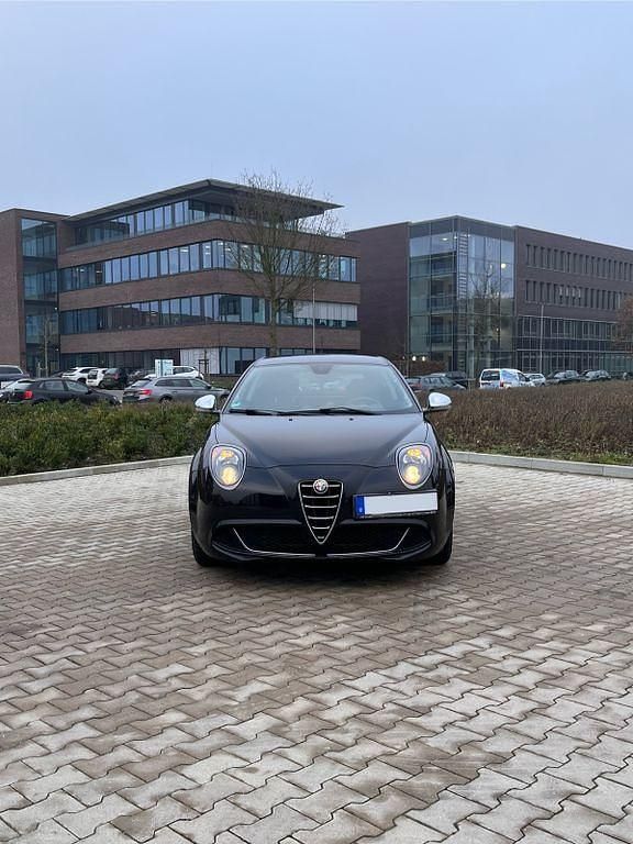 Gebraucht Alfa Romeo MiTo 77 PS (56 kW) 2014 Schwarz Kleinwagen
