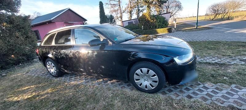Gebraucht Audi A4 164 PS (120 kW) 2014 Schwarz Kombi