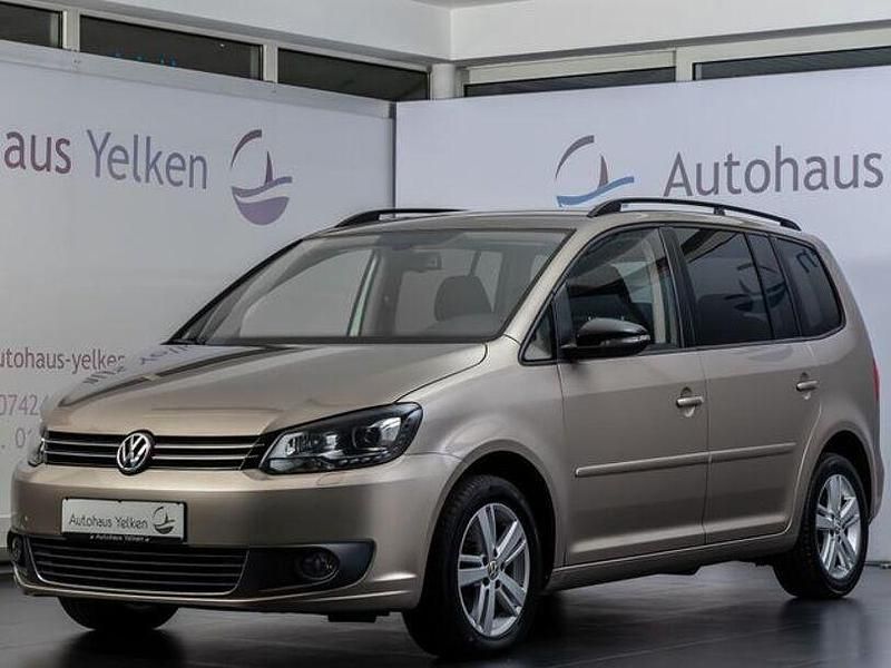 Gebraucht VW Touran Match 140 PS (102 kW) 2012 Beige Van / Kleinbus