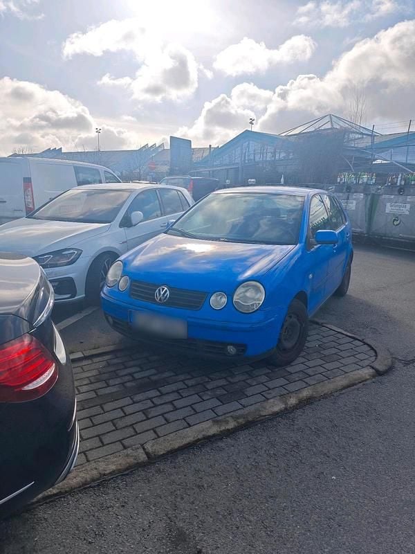 Gebraucht VW Polo 64 PS (47 kW) 2004 Blau Kleinwagen