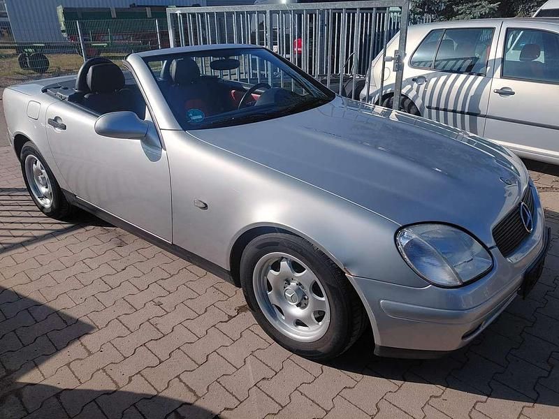 Gebraucht Mercedes SLK200 136 PS (100 kW) 1999 Silber Cabrio