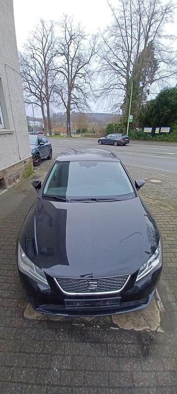 Usata Seat Leon 105 CV (77 kW) 2013 Nero Utilitaria
