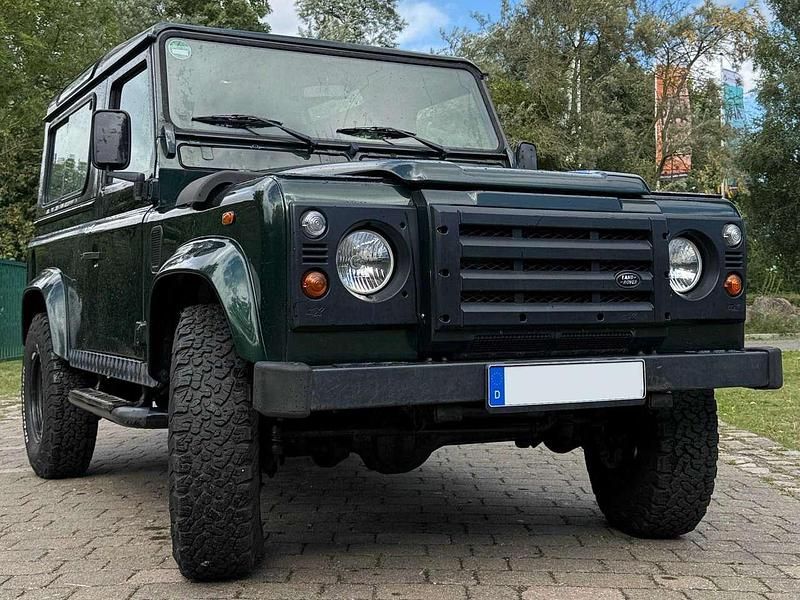 Gebraucht Land Rover Defender 122 PS (89 kW) 2002 Grün SUV
