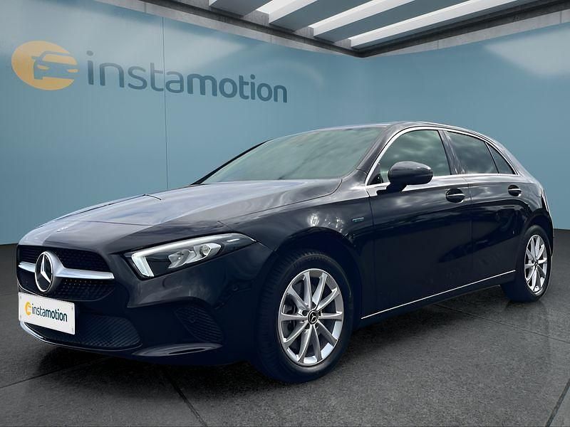 Gebraucht Mercedes A250 218 PS (160 kW) 2020 Schwarz Kleinwagen