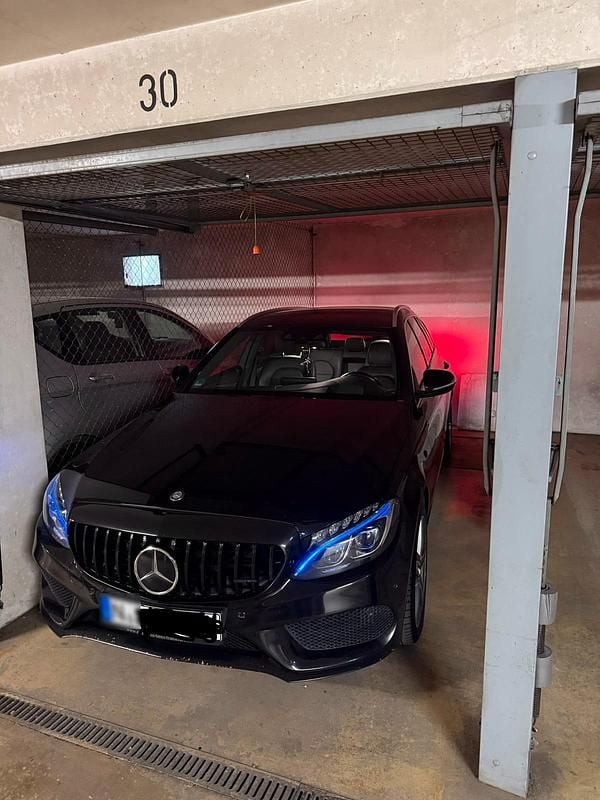 Gebraucht Mercedes C250 AMG 204 PS (150 kW) 2014 Schwarz Kombi