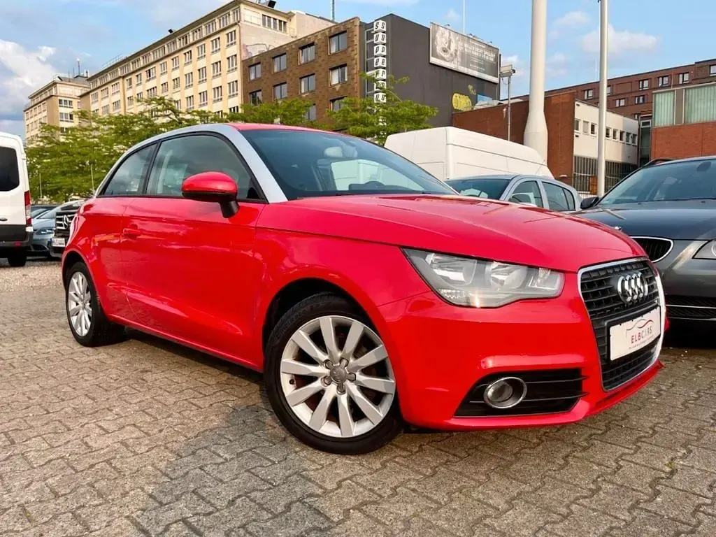 Gebraucht Audi A1 Sport 86 PS (63 kW) 2012 Rot Kleinwagen