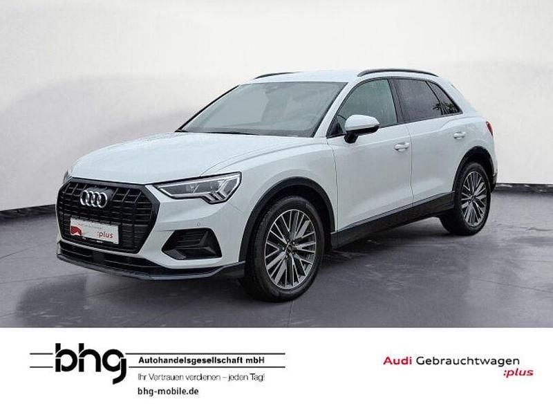 Gletscherweiß metallic Gebraucht 2024 Audi Q3 Advanced SUV | 37.490 € (Fairer Preis) - Bild 1/4