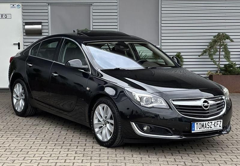 Schwarz Gebraucht 2015 Opel Insignia Limousine | 15.950 € (Etwas zu teuer) - Bild 1/4