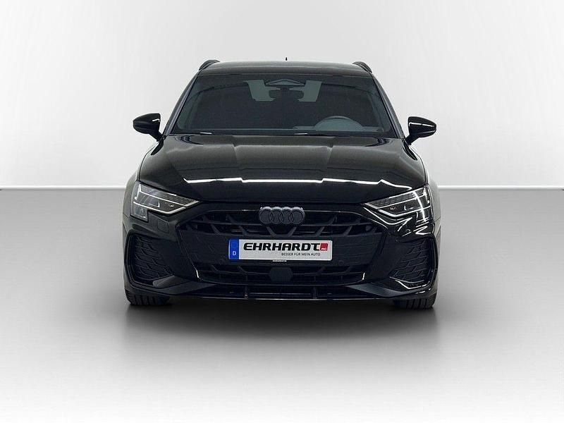 Neu Audi A3 S-Line 204 PS (150 kW) 2026 Mythosschwarz metallic Limousine