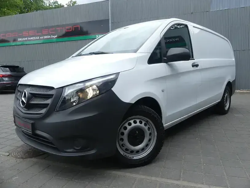 Gebraucht Mercedes Vito 163 PS (119 kW) 2022 Weiss Van